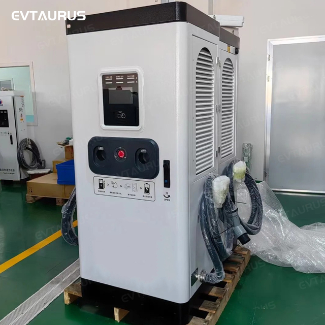 Station de recharge rapide tout-en-un pour voiture électrique EV, 240kw, 320kw, 360kw, CCS GBT NACS, haute puissance, DC, pour usage commercial 